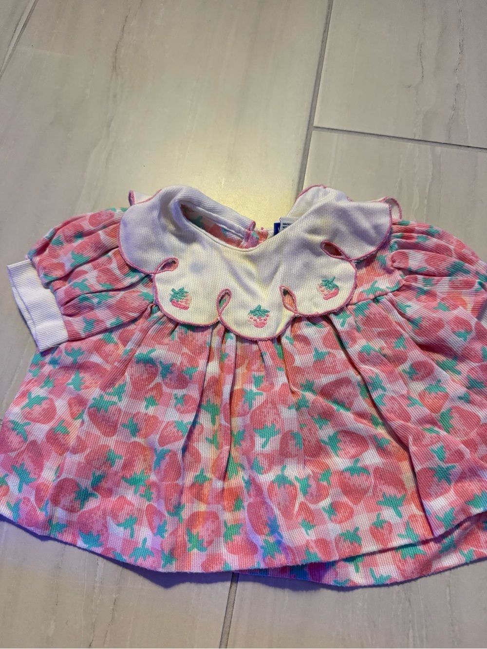 Vintage 90s Nannette Baby Girl Pink Strawberry Outfit 3-6 Months - Picture 3 of 7